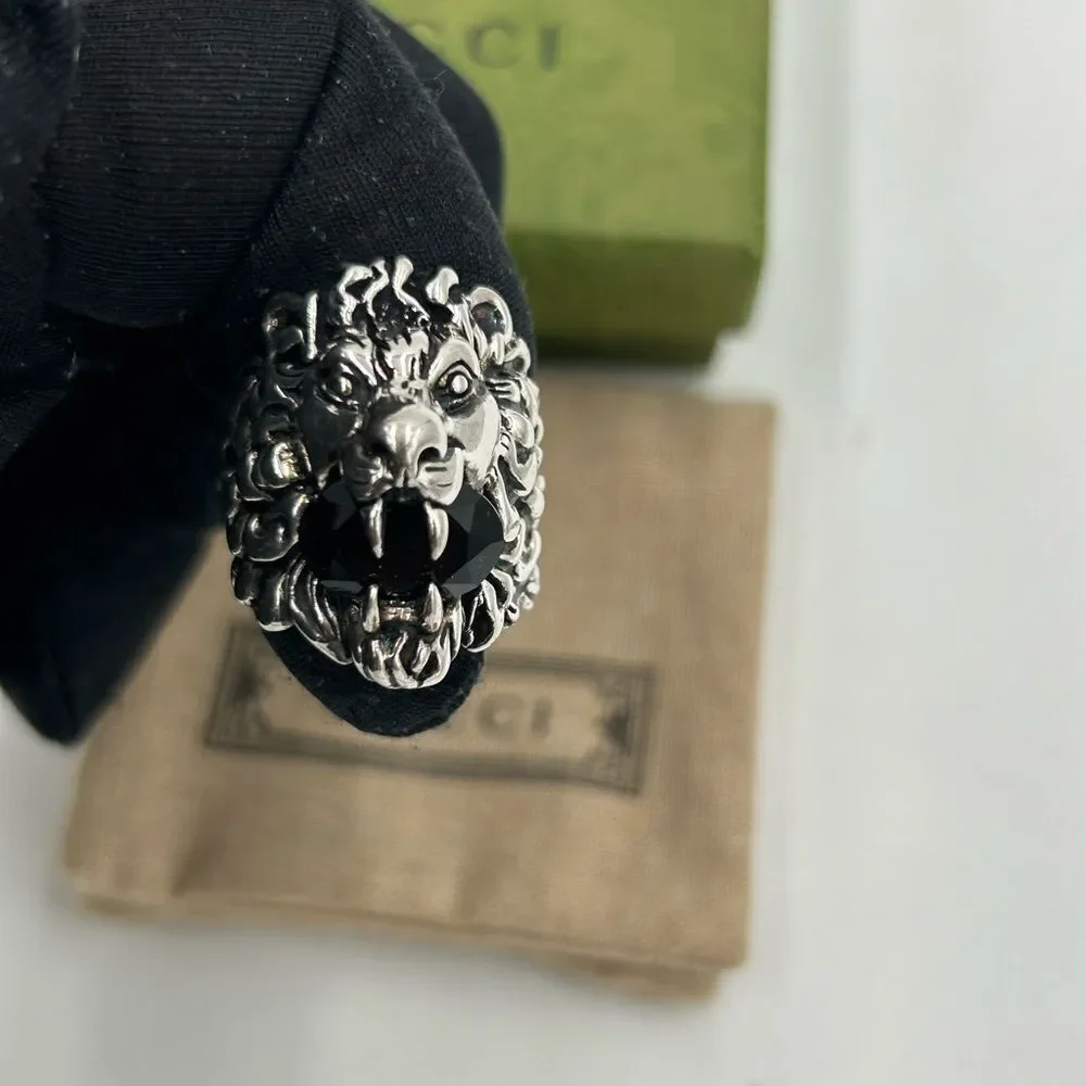 Gucci iconic Lionhead motif with Black stone  size 10 made in Italy NWT